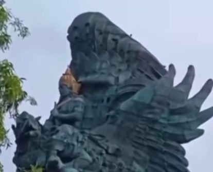  Patung Garuda Wisnu Kencana, Bali