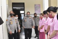 Kabiddokkes Polda Jatim saat kunker dan rakor MoU RS Bhayangkara Tulungagung dengan SLB Kemala Bhayangkari 1 Trenggalek (Foto/Hms)