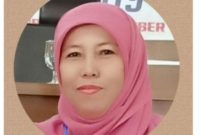 Dra.Fery Susilowati ,M.pd kepala Sekolah SMA N 1 Purwosari ,