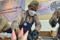 “Kecombrang Cooking Challenge“ yang diadakan di salah satu restoran di wilayah Surabaya Timur