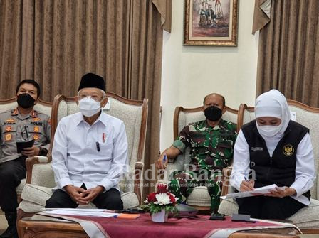 Wapres Ma’ruf Amin, Menteri LHK, Wamen PUPR, Kepala BNPB bersama Forkopimda Jatim 