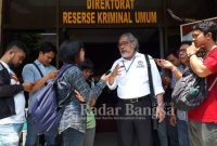 Arist Merdeka Sirait Ketua Umum Komnas Perlindungan Anak memberikan keterangan pers