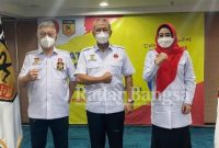 Harjo Susmoro dan Lisda Hendrajoni usai dilantik jadi Ketua Umum dan Wakil Ketua PP Goju-Ass Indonesia Periode 2020 – 2025. (Dok. Goju-Ass Indonesia)