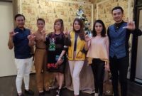 Lions Club Surabaya (LCS) Millenium menyediakan kulkas peduli kasih untuk masyarakat Surabaya yang membutuhkan