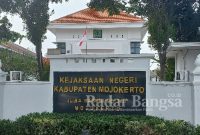 Tampak depan Gedung Kejaksaan Negeri Mojokerto Jalan R.A. Basuni No. 360 Mojokerto Jawa Timur. (Dok Foto: Istimewa /RadarBangsa.co.id).