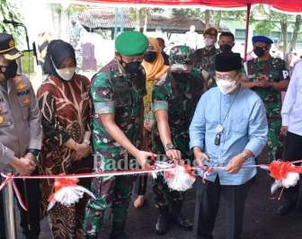 Danrem 061/Surya Kencana, Brigjen TNI Ahmad Fauzi meresmikan renovasi Rumah Dinas Komandan Kodim 0608 Cianjur (IST)