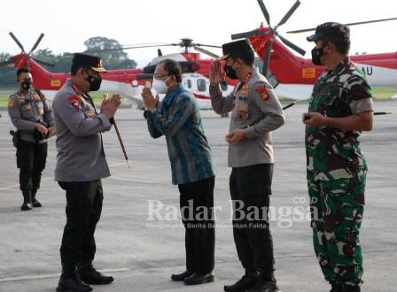 Gubernur Bali DR.Wayan Koster Menjemput langsung Kapolri Jenderal Listyo Sigit Prabowo (IST)