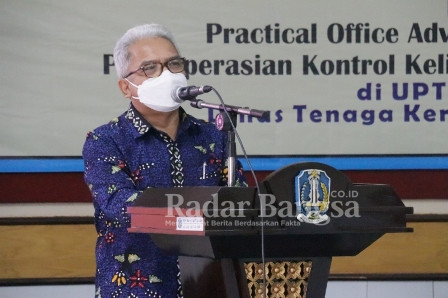 epala Dinas Dinas Tenaga Kerja dan Transmigrasi Provinsi Jawa Timur, Dr Himawan Estu Bagijo. (Dok Foto Kmf)