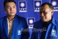 Ketua DPD Partai Amanat Nasional Lamongan Ali Mahfud bersama Sekretaris DPD Partai PAN Hamzah Fansyuri menjelang periapan penyelenggaraan Latihan Kader Amanat Dasar (IST)