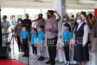 Kapolda Jatim, Irjen Pol Nico Afinta bersama Forkopimda Surabaya mengikuti launching Vaksinasi Merdeka Anak oleh Kapolri