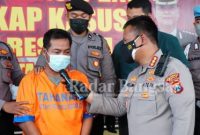 Kapolresta Sidoarjo saat gelar konfrensi pers Pelaku Penipuan (IST)