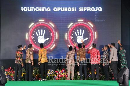 Bupati Sidoarjo Launching  Aplikasi SiPraja  (IST)