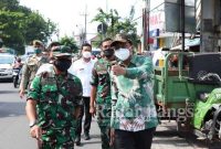 Gus Muhdlor saat melakukan peninjauan lokasi calon Flyover di sekitar Bundaran Aloha Rabu, (19/1/2022).