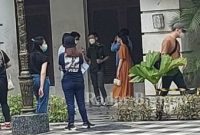 Diduga 2 artis Korea Selatan sedang syuting di Surabaya