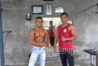 Moh. Fausi (kiri) Instruktur Gym dan Fitnes