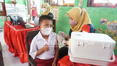 Vaksinasi di  salah satu SDN Bangkalan (IST)