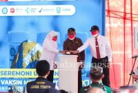 Hadir dalam uji klinis, Menteri Koordinator Bidang Pembangunan Manusia dan Kebudayaan Republik Indonesia (Menko PMK RI) Muhadjir Effendy, Gubernur Jatim Khofifah Indar Parawansa (IST)
