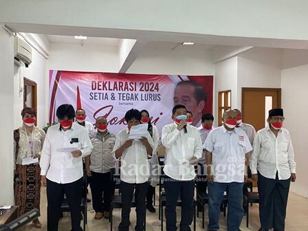 Gabungan Relawan Ikrar Setia Ke Jokowi 2024, Tuntaskan Janji Kampanye ...