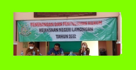 Acara Penerangan dan Penyuluhan Hukum oleh Kajari Lamongan bertempat di Pendopo Kecamatan Sambeng (IST)