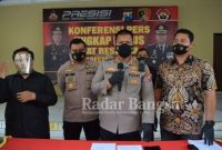 Kapolresta Sidoarjo Kombes Pol. Kusumo Wahyu Bintoro, saat gelar konfrensi pers  pada Jumat (25/2/2022)