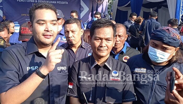 Ketua Umum Garda Pemuda NasDem, Prananda Surya Paloh saat diwawancarai awak media