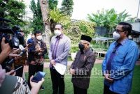 Mendag Lutfi saat Audensi dengan Wakil Presiden RI Ma’ruf Amin memperkuat eksosistem industri halal melalui pengembangan fesyen muslim. Salah satunya akan ditingkatkan penyelenggaraan Jakarta Muslim Fashion Week (JMFW).