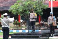  Kapolres Bangkalan AKBP Alith Alarino, S.I.K. membacakan amanat Kapolda Jatim, Irjen Pol Nico Afinta  (IST)