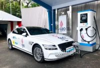 SPKLU ultra fast charging mampu mengisi penuh 2 mobil listrik dengan kapasitas di atas 80 kilo Watt (kW) secara bersamaan hanya dalam waktu singkat