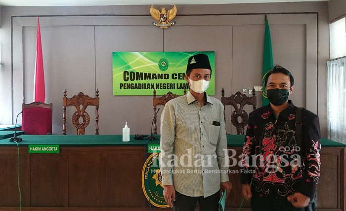 (Kanan) Ispandoyo SH, Ketua Tim Kuasa Hukum LBH Ansor Jatim (IST)