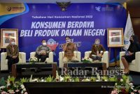 Wakil Menteri Perdagangan, Jerry Sambuaga menjadi narasumber dalam acara Talkshow Hari Konsumen Nasional 2022 dengan tema 