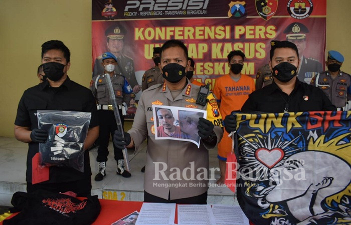 Kapolresta Sidoarjo Kombes Pol. Kusumo Wahyu Bintoro  saat gelar konferensi pers (IST)