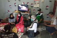 Anggota DPRD Kota Semarang dari Fraksi PDI Perjuangan Hanik Khoiru Solikah SE memberikan bantuan paket makanan bergizi di Kelurahan Muktiharjo Kidul Pedurungan (IST)