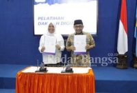 MoU DMI Surabaya dengan Stikosa-AWS untuk pembinaan Remaja Masjid (IST)