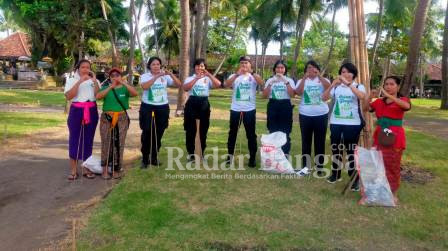 Anggota Polres Gianyar dan Masyarakat saat hadir di acara Go Green (IST)