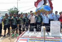  Lapas Kelas IIB Nunukan menggelar bakti sosial (baksos) dengan melakukan perawatan monumen Tugu Perbatasan Garuda Perkasa di Desa Seberang (IST)