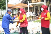 Gerakan 1 ASN 1 Sembako yang digagas Ketua TP PKK Kota Pasuruan, Fatma Saifullah Yusuf (IST)