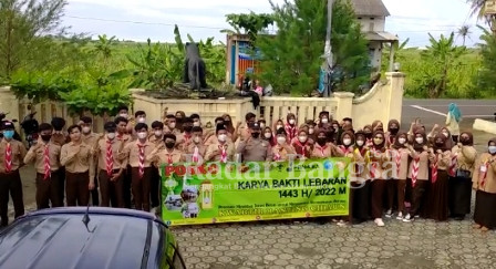 45 personil pramuka kwartir ranting Cidaun mendapatkan pembinaan dari polsek Cidaun untuk membantu pengamanan mudik (PAM) lebaran