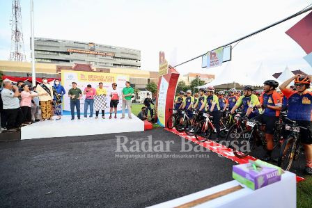  Event Sepeda Bromo KOM Challenge 2022 yang start dari Mapolda Jatim, Surabaya (Dok Foto IST)