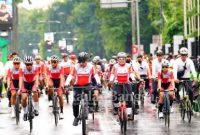 Kapolri Jenderal Listyo Sigit Prabowo memimpin kegiatan parade kemenangan  di kawasan stadion Gelora Bung Karno (GBK), Senayan, Jakarta, Minggu (29/5/2022). (Foto IST)