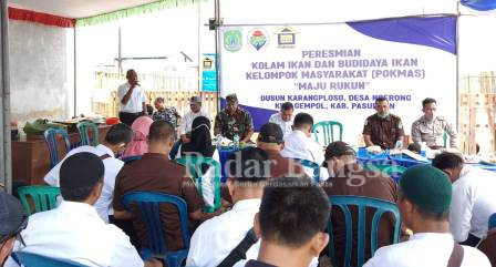 Pemdes Ngerong resmikan kolam ikan (IST)