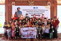 Bunda PAUD Kota Pasuruan, Fatma Saifullah Yusuf menerima kunjungan komunitas Playdate GMA Pasuruan di Pendopo Surga-Surgi  (Dok Foto IST)