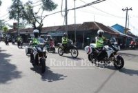 Kapolres Pemalang AKBP Ari Wibowo bersama pejabat utama mengendarai sepeda motor dinas patroli ke jalur selatan Kabupaten Pemalang (IST)