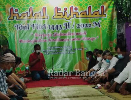  Keluarga Besar RT 03 RW 15 kelurahan Muktiharjo Kidul menggelar acara Halal bihalal (IST)