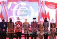 Bupati Bojonegoro Anna Mu'awanah menghadiri peresmian gedung baru Kantor Dinas Pemberdayaan Masyarakat dan Desa (PMD) Provinsi Jawa Timur (Dok Foto IST)