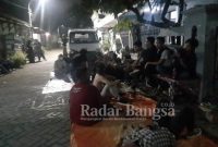 Pendudukan massa aksi Aliansi Kader PMII Kota Malang di depan sekretariat BPK PKC PMII Jatim, Surabaya (Dok Foto IST)