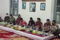 Walikota Blitar Drs.H.Santoso memeipin langsung dalam acara brokohan hari lahirnya Bung Karno 6 Juni  2022. Di aula istana  gebang Blitar. ( Dok Foto KMF)