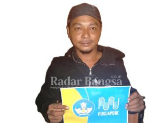 Dok Foto : Casmdi Wali Murid UPTD SMP Negeri 1 Gabuswetan – Jaya Sutono Radar Bangsa.