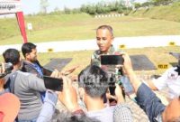 Komandan Kodim 0812 Lamongan, Letkol Kav Endi Siswanto Yusuf saat diwawancarai Wartawan (Foto IST)