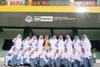  Siswa-siswi dan guru Madrasah Aliyah Darul Ihsan Muhammadiyah Sragen (MA Dimsa) (Foto IST)