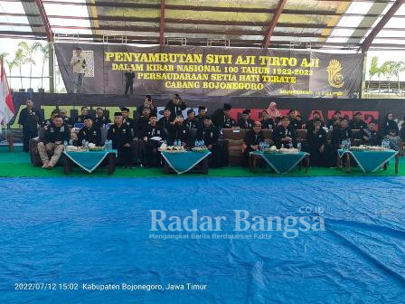 Kirab budaya Nasional Persaudaraan Setia Hati Terate (PSHT)  '1 ABAD TERATE EMAS UNTUK DUNIA' cabang Bojonegoro ( Dok Foto PSHT)